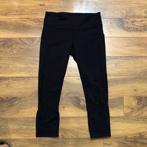 lululemon athletica nylon compression black cropped nylon leggings size 6